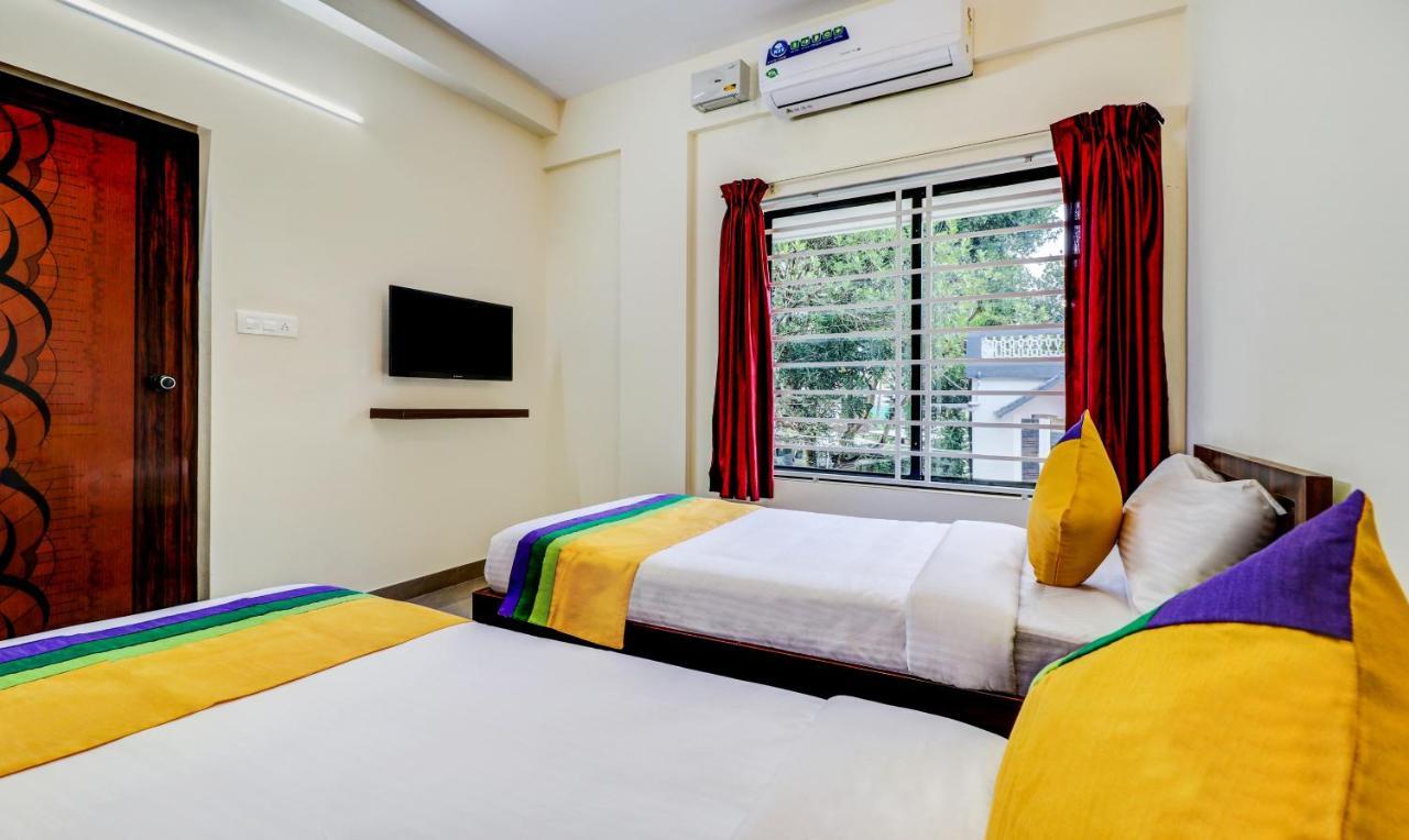 Kochi Itsy Hotels Rain Tulsi Stayz, Palarivattom Junction מראה חיצוני תמונה