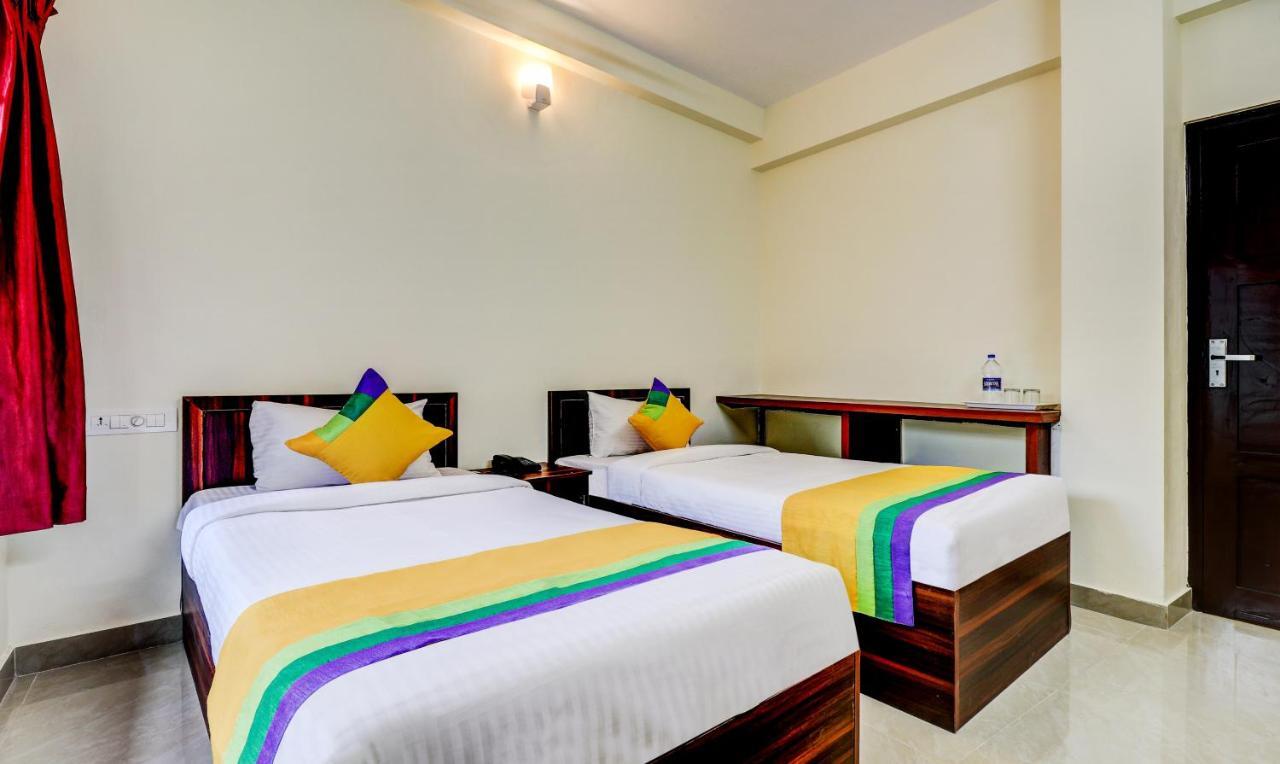 Kochi Itsy Hotels Rain Tulsi Stayz, Palarivattom Junction מראה חיצוני תמונה